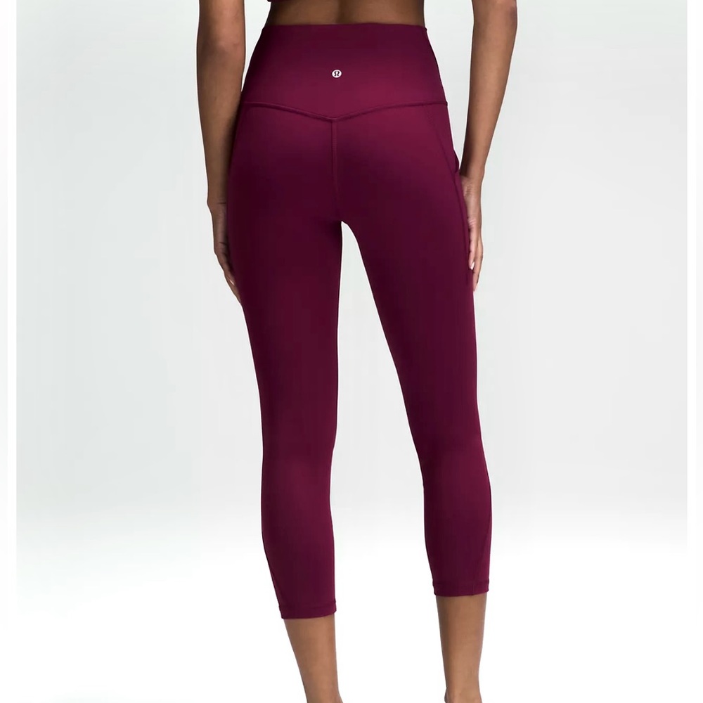 Lululemon High-Rise Pant with Pockets Cropped Purple Plum Size 4